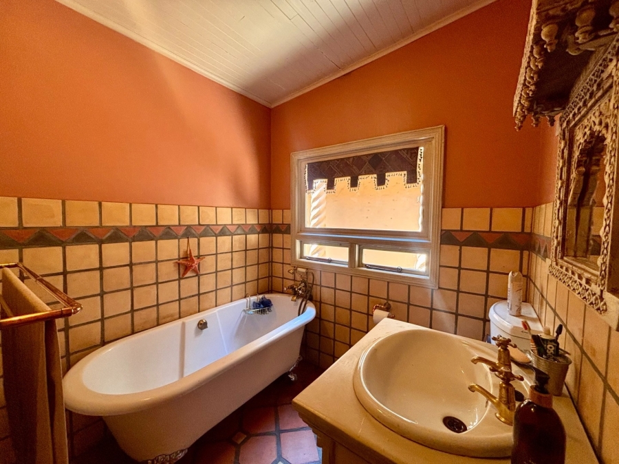 4 Bedroom Property for Sale in Wilkoppies North West